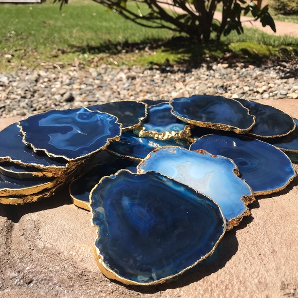 Set of 4 Blue Agate Geode Coasters Gold Rimmed - Picture 3 of 4